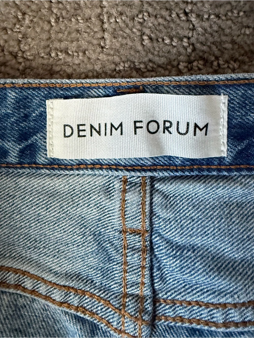 EUC Denim Forum Distressed Ex Boyfriend Denim Shorts, Size 29